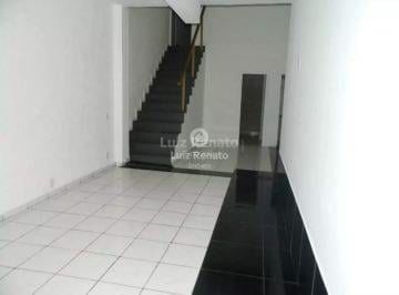 Casa · 120m² · 4 Quartos · Casa comercial para alugar em excelente ponto, próximo à Av. Prudente de Morais!