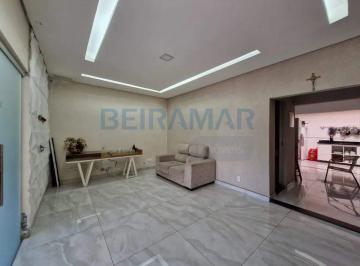 Casa · 250m² · 4 Quartos · 4 Vagas · Casa de 4 quartos, 2 Suites e 4 Vagas de Garagem À Venda - Ceilândia Sul