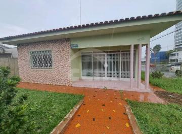 Casa · 140m² · 3 Quartos · 2 Vagas · Casa Residencial para Alugar no Centro 03 Quartos