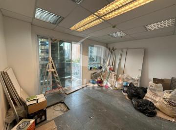 Comercial · 37m² · 1 Vaga · Sala Comercial 37m² com Varanda e 1 Vaga no Brooklin