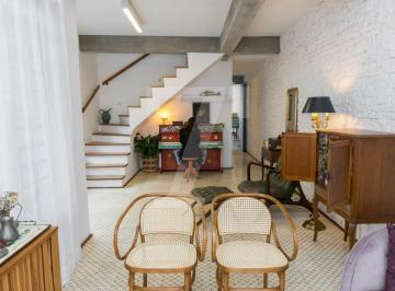Casa · 152m² · 3 Quartos · 2 Vagas · Casa  para locação no Jardim Europa 3 quartos (1 suíte)