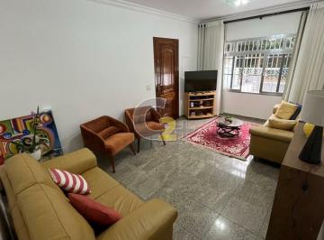Casa · 193m² · 4 Quartos · 4 Vagas · Casa à venda no Ipiranga, 4 quartos, 1 suíte, 4 vagas, depósito