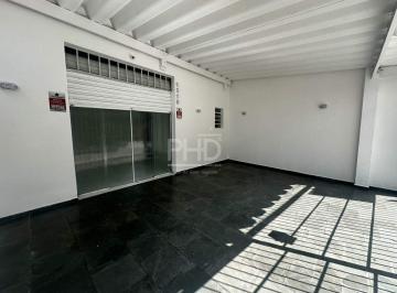 Comercial · 70m² · 2 Vagas · Loja Comercial Reformada – Excelente Visibilidade e Alto Fluxo no Baeta Neves