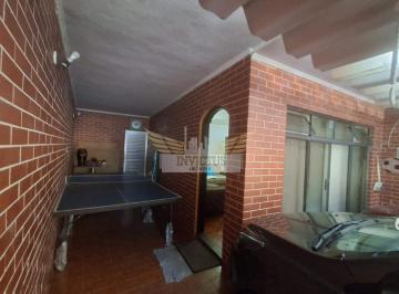Casa · 226m² · 3 Quartos · 3 Vagas · Sobrado com 3 Quartos à Venda, 226m² - Jardim Stella, Santo André/SP.
