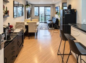 Apartamento · 52m² · 1 Quarto · 1 Vaga · Flat amplo com varanda em São Bernardo perto do Shopping Metrópole
