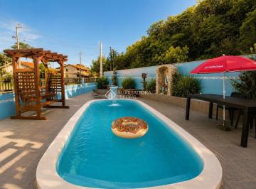 Casa · 549m² · 7 Quartos · 7 Vagas · Invista onde o turismo não para: Estrutura Pronta para Pousada ou Hostel Entre a Pinheira e Guarda d