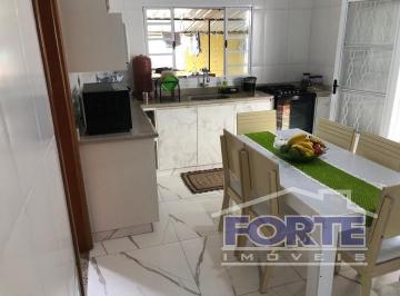 Casa · 324m² · Casa à venda - em Bem Bastos