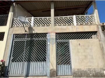 Casa · 162m² · 3 Quartos · Casa no Rio Acima sobrado