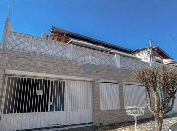 Casa · 215m² · 3 Quartos · 2 Vagas · Casa ampla com 3 dormitórios, Jardim México, Itatiba/SP