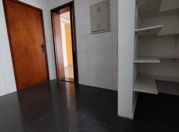 IMG_20260624_091636_000.jpeg · Confortável apartamento para venda em Chácara Inglesa com 3 quartos, sendo 1 suíte, 98m² - vlamirfre