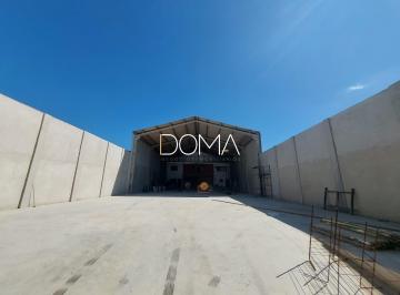 Comercial · 300m² · 4 Vagas · Pavilhão/Galpão para alugar no bairro Balneário São Pedro - São Pedro da Aldeia/RJ
