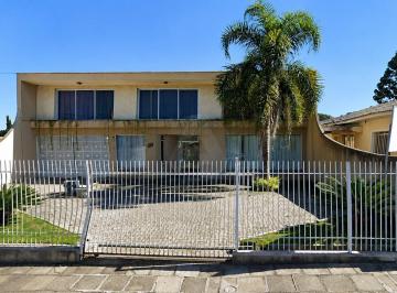 Casa · 598m² · 4 Quartos · 4 Vagas · Sobrado de alto padrão para locação no Centro