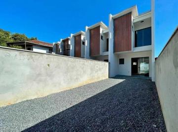 Casa · 75m² · 2 Quartos · 2 Vagas · Sobrado à venda no bairro Floresta - Joinville/SC