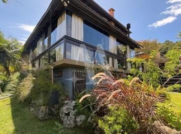 Casa · 228m² · 3 Quartos · 2 Vagas · Casa à venda no bairro Sambaqui - Florianópolis/SC