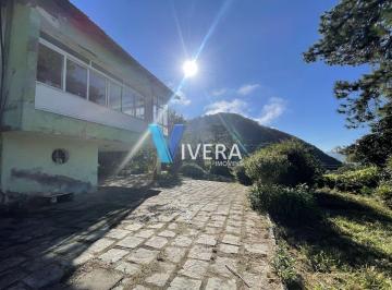 Casa · 200m² · 4 Quartos · 3 Vagas · Casa Alto Padrão em Cascata dos Amores, Teresópolis/RJ