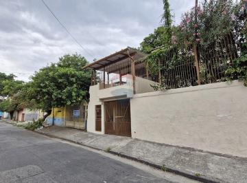 Casa · 190m² · 3 Quartos · 1 Vaga · Casa à venda em um terreno de 400m². Casa Verde Alta/ Vila Nova Cachoerinha.