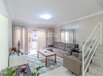 Casa · 220m² · 3 Quartos · 3 Vagas · Casa no condomínio Residencial Recanto dos Pássaros para venda com 3 quartos, sendo 3 suítes, 220m²