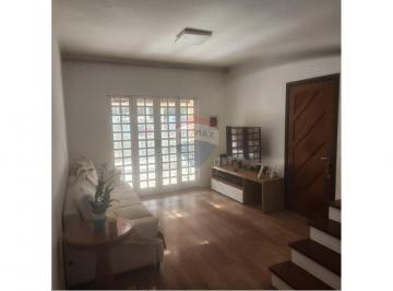 Casa · 180m² · 3 Quartos · 3 Vagas · Oportunidade! Casa com quintal, área gourmet ,3 Quartos e 3 vagas no Tremembé!