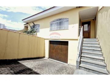 Casa · 207m² · 3 Quartos · 3 Vagas · Casa térrea com 4 dormitórios à venda na Vila Santa Terezinha, São Paulo