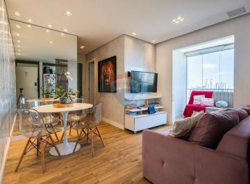 Apartamento · 53m² · 2 Quartos · 1 Vaga · Apartamento para venda no Tucuruvi, 53 metros, 2 quartos, sendo 1 suíte, 2 banheiros, varanda e 1 va