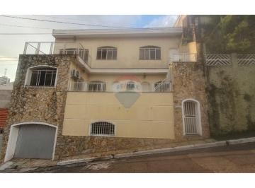 Casa · 364m² · 4 Quartos · 3 Vagas · Sobrado Espaçoso no Alto de Santana à Venda