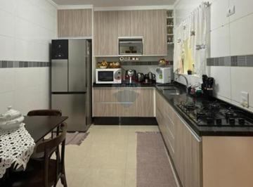 Casa · 63m² · 2 Quartos · 1 Vaga · Casa em condomínio na vila Gustavo- 2 Suítes e  1 Vaga