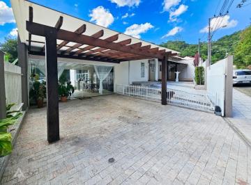 Casa · 197m² · 3 Quartos · 2 Vagas · Casa com 3 dormitórios à venda por R$ 1.490.000,00 - Bairro Garcia - Blumenau/SC