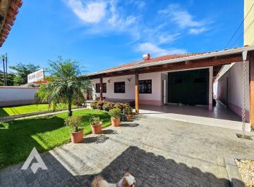 Casa · 250m² · 3 Quartos · 5 Vagas · Casa Terrea á Venda por R$ 750.000,00 com 04 dormitórios - Itoupavazinha Blumenau/SC