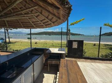Casa · 304m² · 5 Quartos · 4 Vagas · Casa frente mar à venda por R$ 9.000.000,00 - Bairro Enseada Encantada - Porto Belo/SC