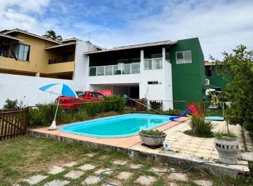 Casa · 230m² · 4 Quartos · 1 Vaga · Casa Padrão em Lauro de Freitas