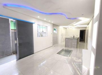 a2kxoji2owzjywjlmtzioty3_md · Casa no bairro Maracanã em Praia Grande SP.