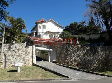 166e466f72854a821a43605fb0b485d8.jpg · Cond. fechado de 700m² com 4 quartos