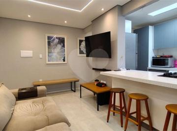 Apartamento de 2 quartos, São Paulo · Apartamento reformado e moderno à venda na Avenida Braz Leme. Perto de tudo.