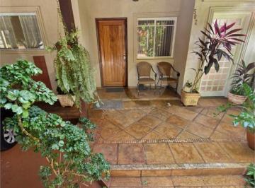 Casa · 160m² · 3 Quartos · 2 Vagas · Condomínio com 3 quartos à venda em Jardim manoel penna - SP