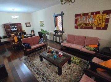 Casa · 257m² · 3 Quartos · 5 Vagas · Casa com 3 quartos à venda em Varginha - MG