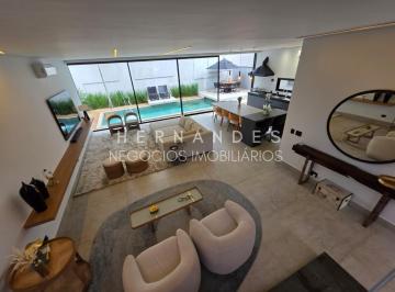 Foto 01 · Casa de luxo em condomínio em Alphaville: 4 suítes, 6 banheiros, 4 vagas