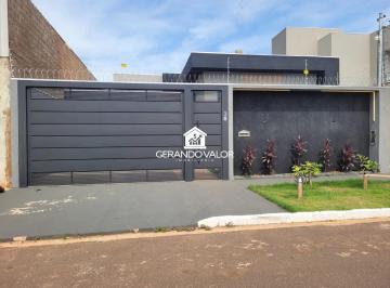Casa · 180m² · 3 Quartos · 4 Vagas · Casa em Terreno Único - OPORTUNIDADE