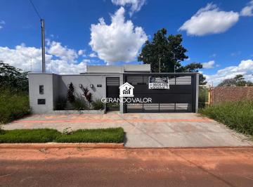 Casa · 80m² · 3 Quartos · 2 Vagas · Casa com Fachada Imponente e Iluminada, Terreno Único - North Park