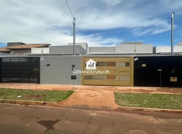 Casa · 45m² · 2 Quartos · 2 Vagas · Uma quadra do terminal Guaicurus