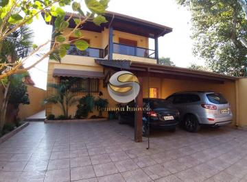 Casa · 460m² · 3 Quartos · 7 Vagas · Luxo e lazer em um só lugar, 3 Suítes, Piscina e 7 Vagas.