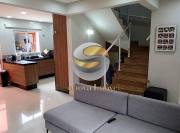 Casa · 96m² · 3 Quartos · 2 Vagas · Excelente residência com 3 dormitórios e espaço gourmet, Ótima localização
