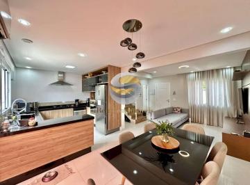 Casa · 96m² · 3 Quartos · 2 Vagas · Excelente residência com 3 dormitórios e espaço gourmet, Ótima localização