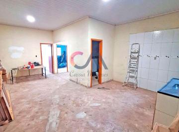Casa de 3 quartos, Vicente Pires · Vende-se! Casa de 3 Qts e 1 Suíte em construção, terreno de 300m2 com edícula nos fundos, rua 4, pró