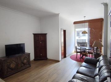 Apartamento de 2 quartos, Rio de Janeiro · Lindo apartamento com 85m2 2por andar frente próximo metrô/praia e comércio