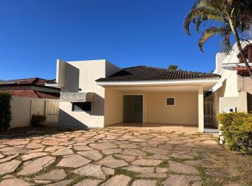 Casa de 3 quartos, Brasília · VENDE-SE LINDA CASA NO CONDOMINIO JARDIM EUROPA 2