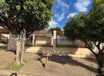 202605121532022075.jpeg · Casa para Venda em Campo Grande, centro, 6 dormitórios, 2 suítes, 5 banheiros, 3 vagas