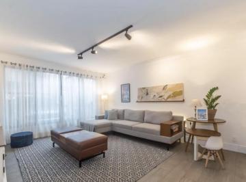 Sala de estar integrada  · Sobrado com 4 dormitórios inteiramente reformado