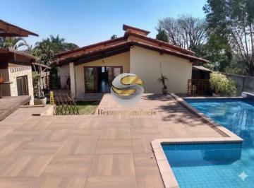 Casa · 250m² · 3 Quartos · 6 Vagas · Casa Térrea com 3 suítes, Piscina, Varanda Gourmet, 6 vagas