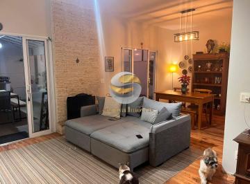 Casa · 158m² · 4 Quartos · 2 Vagas · Casa à venda em condomínio com excelente localização e infraestrutura.