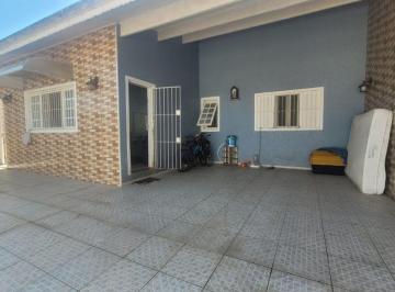 Casa de 4 quartos, Itanhaém · Casa para Venda, Itanhaém / SP. Possui 04 dormitórios e piscina